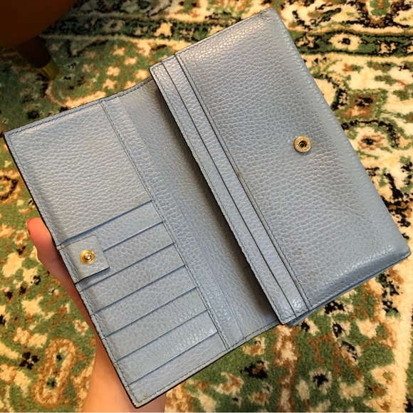 Gucci AUTHENTIC Interlocking G Grained Pebbled Baby Blue Leather GG Long Wallet - Picture 11 of 16
